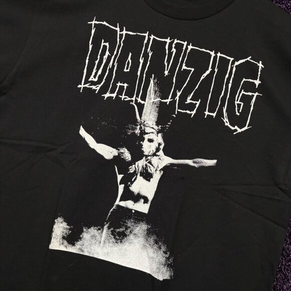 Danzig Video Concert VHS Cover Heavy Metal Band T-Shirt Size Large - Picture 4 of 5